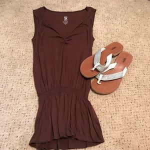 New! Sleeveless Top with Synched Waist